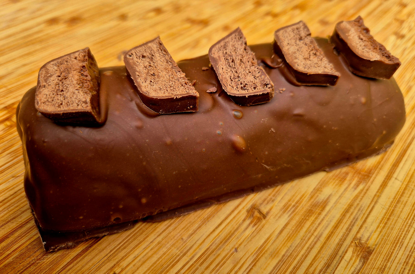Log Style Wispa inspired Fudge Bar - Minimum 350g